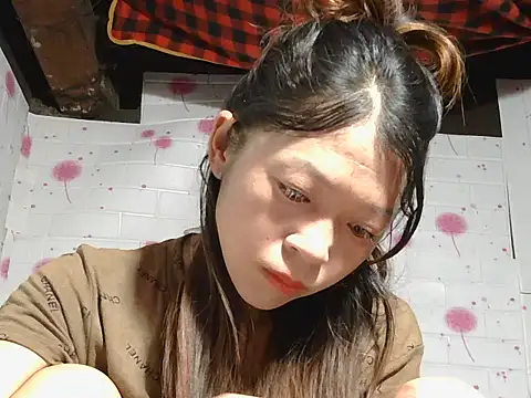 Mina ti online show from October 14, 2025, 12:22 am
