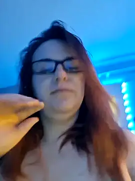 queenpeaches121 online show from March 7, 2026, 11:16 am