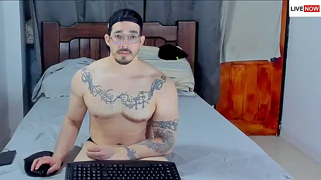 Hunter Hoott online show from March 21, 2026, 12:34 am