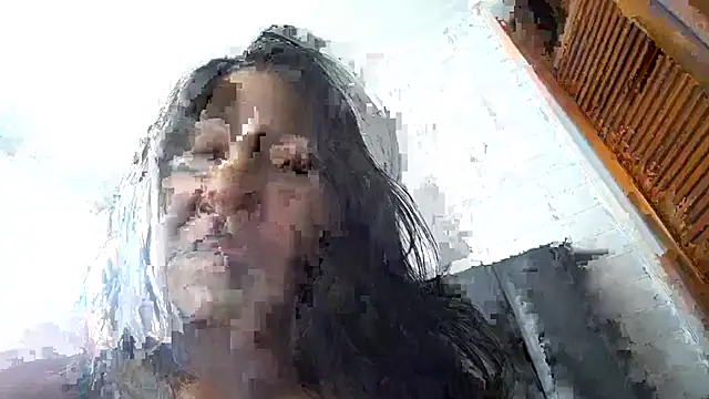 Naia Stant online show from October 27, 2025, 7:15 pm