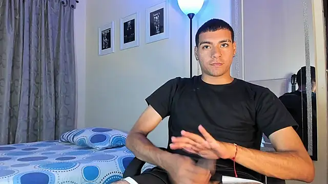 TeamPorn 19 online show from November 19, 2025, 1:49 am