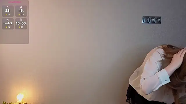 JulietteRain online show from February 10, 2026, 6:40 pm