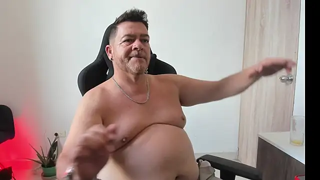 massimo dannger online show from September 9, 2025, 5:33 pm