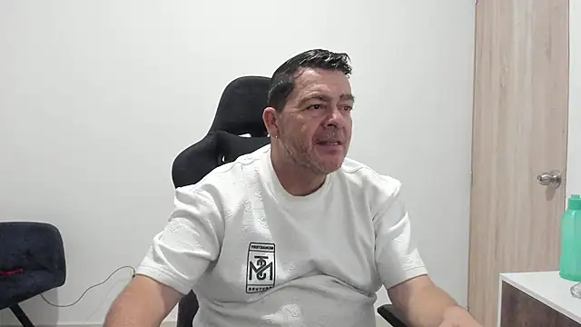 massimo dannger online show from September 28, 2025, 10:33 am