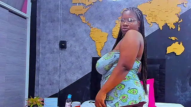 Maiam  Rossi online show from October 26, 2025, 12:49 pm