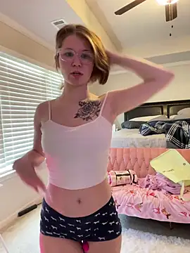 Snapshot of Riley_ray69 chatting on January 7, 2026, 4:01 pm Riley ray69 online show from January 7, 2026, 4:01 pm