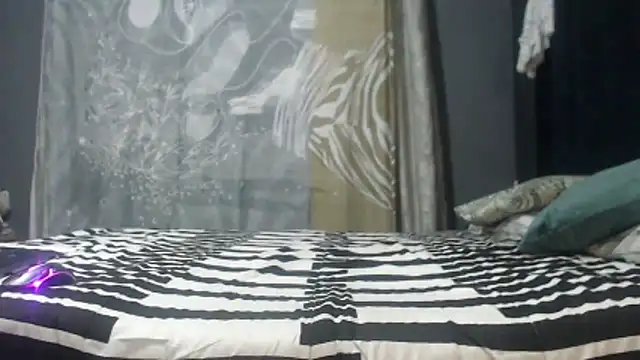 SEXYHUGEASS21 online show from April 19, 2026, 5:19 am