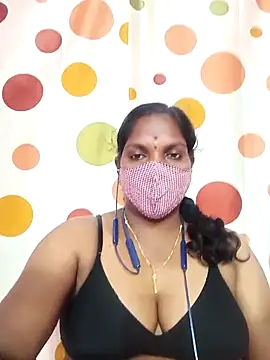 Snapshot of Tamil_Abinaya chatting on October 14, 2025, 6:08 pm Tamil Abinaya online show from October 14, 2025, 6:08 pm