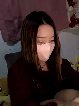 yuuhichan online show from March 24, 2026, 5:51 am