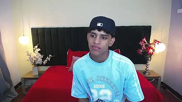 Snapshot of jhos_padill chatting on October 1, 2025, 1:15 pm jhos padill online show from October 1, 2025, 1:15 pm