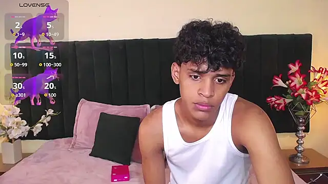 Snapshot of jhos_padill chatting on October 27, 2025, 1:23 pm jhos padill online show from October 27, 2025, 1:23 pm