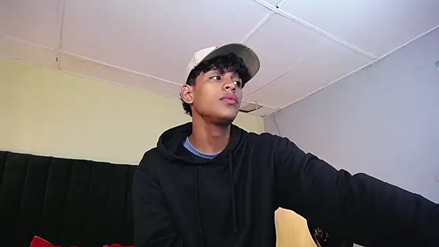 Snapshot of jhos_padill chatting on September 16, 2025, 1:34 pm jhos padill online show from September 16, 2025, 1:34 pm