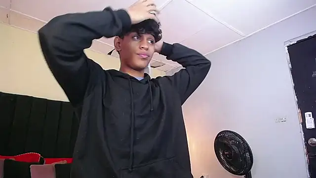 Snapshot of jhos_padill chatting on September 22, 2025, 1:17 pm jhos padill online show from September 22, 2025, 1:17 pm