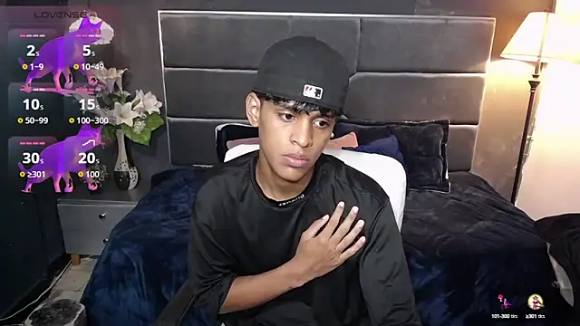 Snapshot of jhos_padill chatting on October 16, 2025, 1:30 pm jhos padill online show from October 16, 2025, 1:30 pm