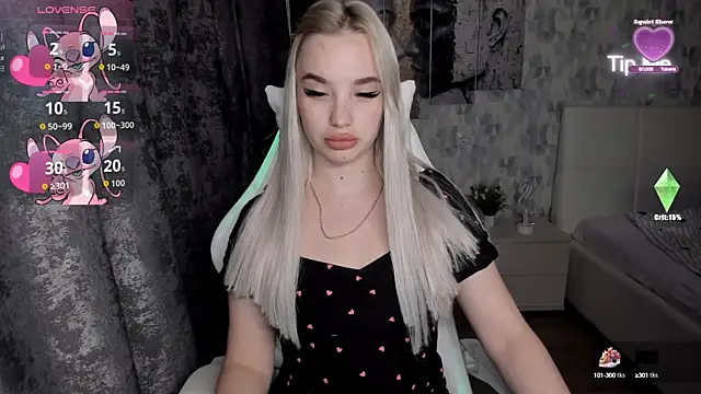 KiraKrox online show from September 17, 2025, 8:44 pm