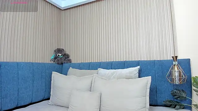 angel ponce online show from March 20, 2026, 7:15 pm