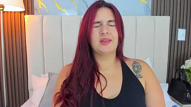 Snapshot of Victoria_Guzman chatting on May 23, 2026, 5:23 pm Victoria Guzman online show from May 23, 2026, 5:23 pm