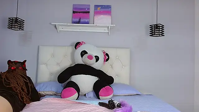  Aiitanaa  online show from November 5, 2025, 5:21 am