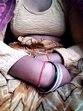 Snapshot of Gopika_Dudi chatting on February 14, 2026, 1:39 am Gopika Dudi online show from February 14, 2026, 1:39 am