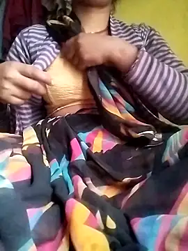 Snapshot of Gopika_Dudi chatting on November 21, 2025, 1:48 am Gopika Dudi online show from November 21, 2025, 1:48 am