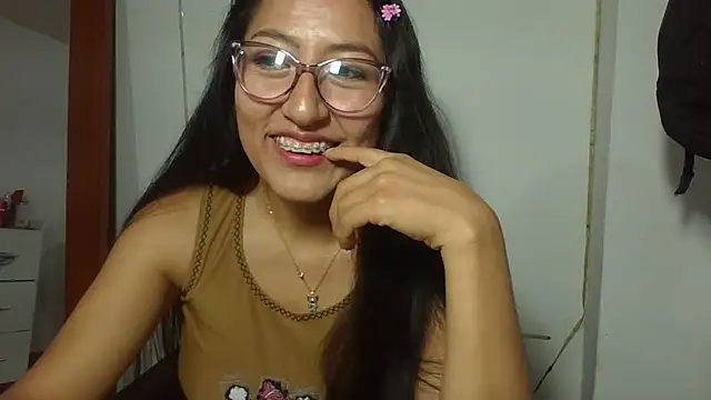 Snapshot of AlbyberCH chatting on June 26, 2026, 6:36 pm AlbyberCH online show from June 26, 2026, 6:36 pm