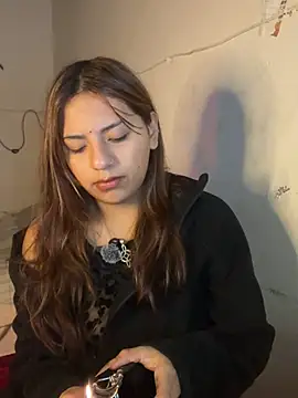 SoftLady S33 online show from May 25, 2026, 2:27 pm