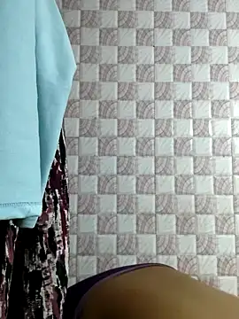 pujaroy363534 online show from December 5, 2025, 6:39 pm