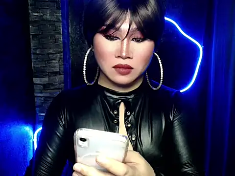 Snapshot of pretty_lassy chatting on September 24, 2025, 8:21 am pretty lassy online show from September 24, 2025, 8:21 am