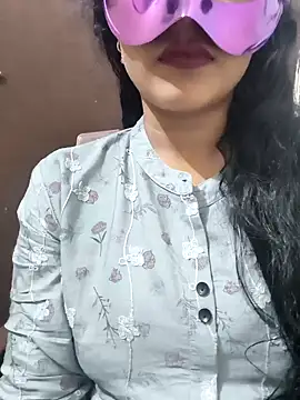 Snapshot of Hot_Alia04 chatting on November 3, 2025, 5:38 pm Hot Alia04 online show from November 3, 2025, 5:38 pm