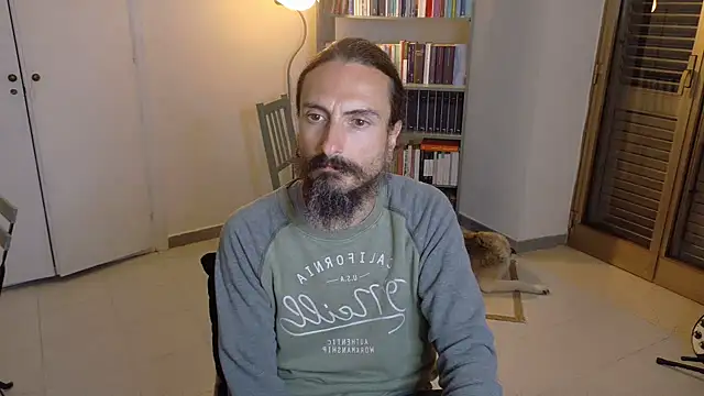 Snapshot of Mrkurt86 chatting on October 12, 2025, 10:33 pm Mrkurt86 online show from October 12, 2025, 10:33 pm