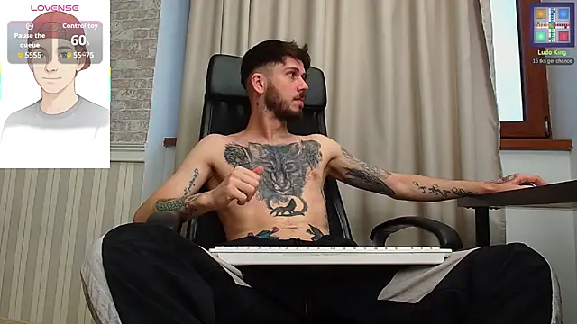 JonahShaw online show from September 13, 2025, 4:12 am