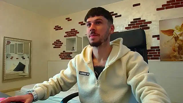 JonahShaw online show from October 5, 2025, 4:25 am