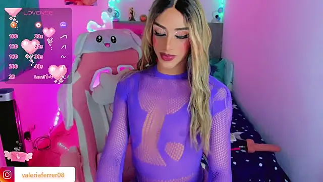Snapshot of SEXYTSLATINA chatting on October 27, 2025, 11:11 am SEXYTSLATINA online show from October 27, 2025, 11:11 am