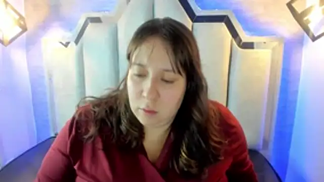  Emily rosee  online show from October 11, 2025, 12:17 pm