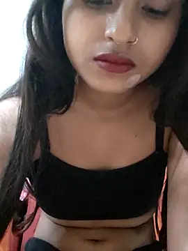 Tara2007 online show from November 24, 2025, 5:46 pm