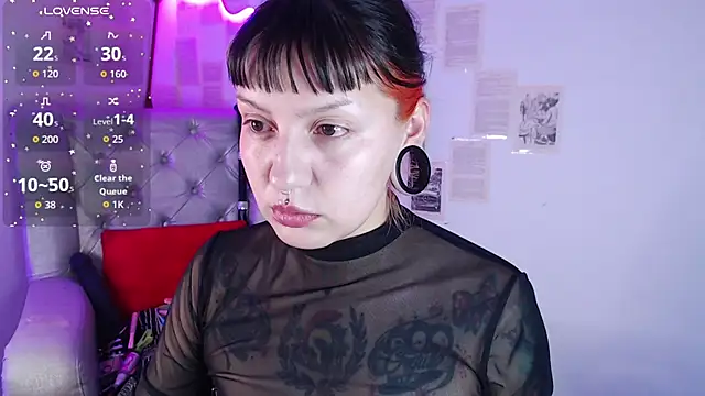 FabulousVenus online show from April 22, 2026, 12:50 am