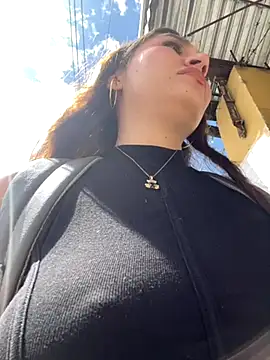 Snapshot of Isa_Villamarin chatting on September 10, 2025, 3:00 pm Isa Villamarin online show from September 10, 2025, 3:00 pm