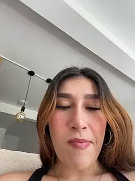 Snapshot of Isa_Villamarin chatting on October 7, 2025, 3:13 pm Isa Villamarin online show from October 7, 2025, 3:13 pm