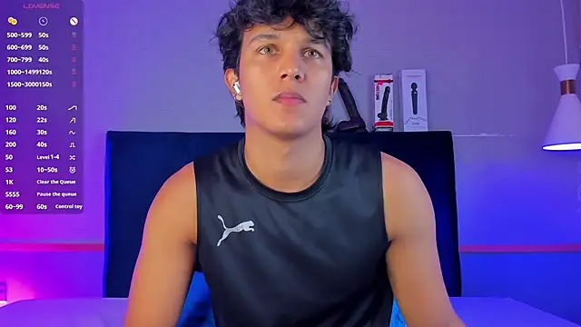 Snapshot of Leo_Savage_ chatting on November 21, 2025, 3:27 am Leo Savage online show from November 21, 2025, 3:27 am