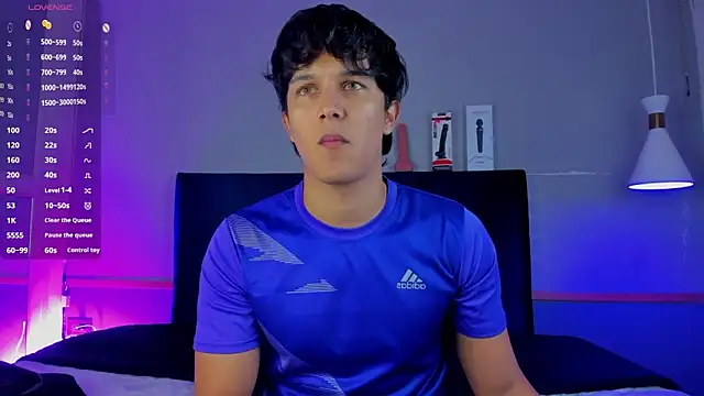 Snapshot of Leo_Savage_ chatting on November 16, 2025, 3:44 am Leo Savage online show from November 16, 2025, 3:44 am