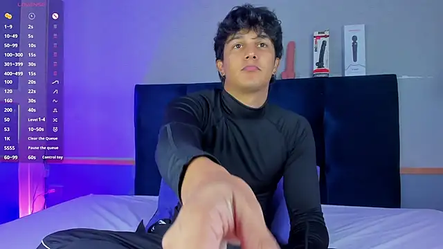 Snapshot of Leo_Savage_ chatting on November 14, 2025, 3:54 am Leo Savage online show from November 14, 2025, 3:54 am