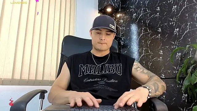 Alexander ferre online show from February 20, 2026, 1:46 pm