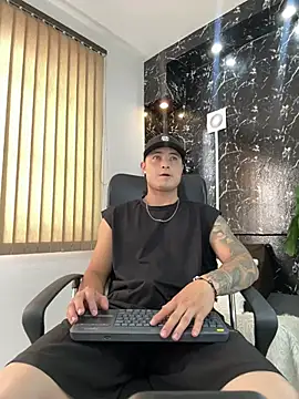 Alexander ferre online show from April 5, 2026, 1:29 pm