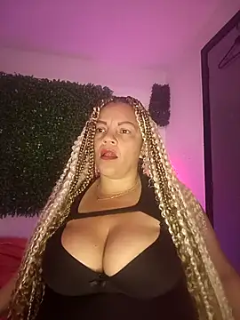 Snapshot of Eva_Luxei chatting on November 7, 2025, 12:31 pm Eva Luxei online show from November 7, 2025, 12:31 pm