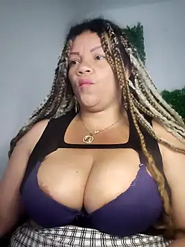 Eva Luxei online show from February 25, 2026, 6:57 am