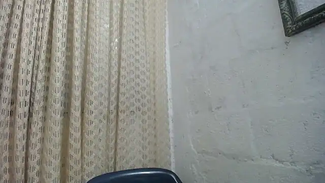Snapshot of gabbyparker_ chatting on May 15, 2026, 9:40 am gabbyparker online show from May 15, 2026, 9:40 am