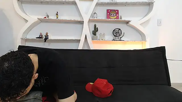 THREE GUYS HOT online show from November 17, 2025, 7:18 pm