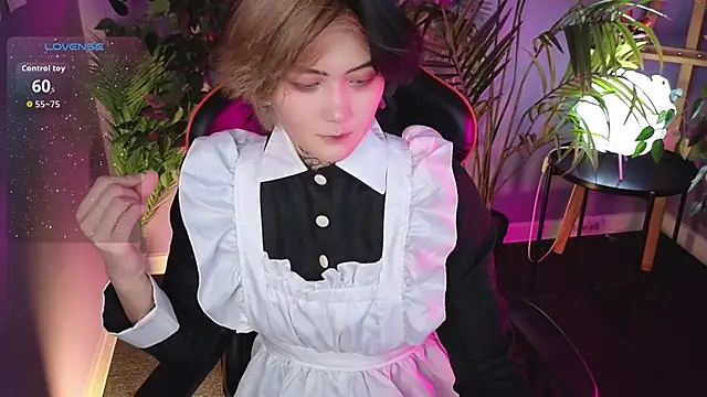 GothXRaven online show from December 3, 2025, 12:59 pm