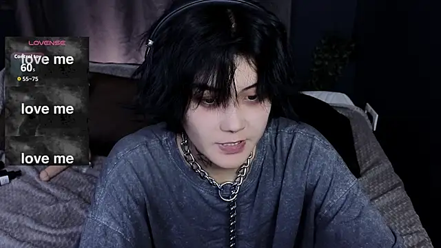 GothXRaven online show from October 8, 2025, 4:19 pm