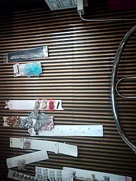 hotshreya69 online show from November 13, 2025, 10:19 am